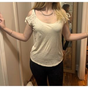 American Eagle shirt size small.